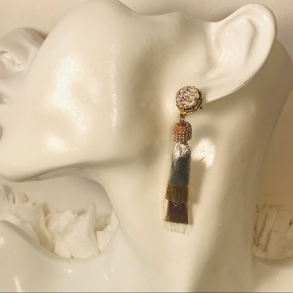 Thread Tassle Druzy Earrings - Picture 4 of 4